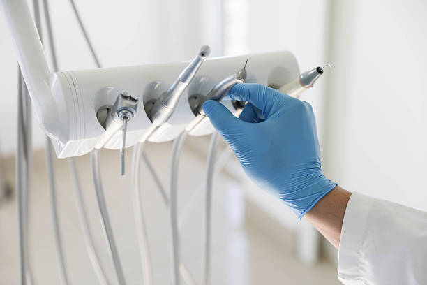 Professional Tooth Extraction technician working in Oklahoma County County, OK